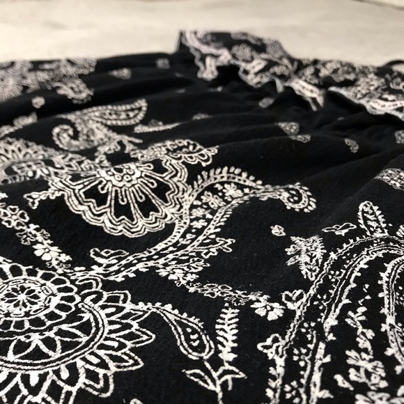 Almost Famous Off Shoulder Black Top - Picture 5 of 8